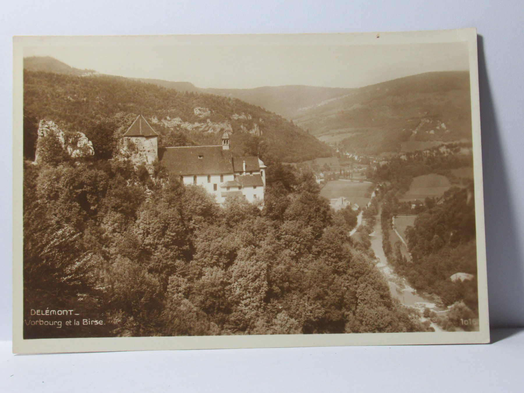 Cartes postales: Delémont - Vorbourg et la Birse – Neuf (Voir description) à Grenchen par Bluemchen1900