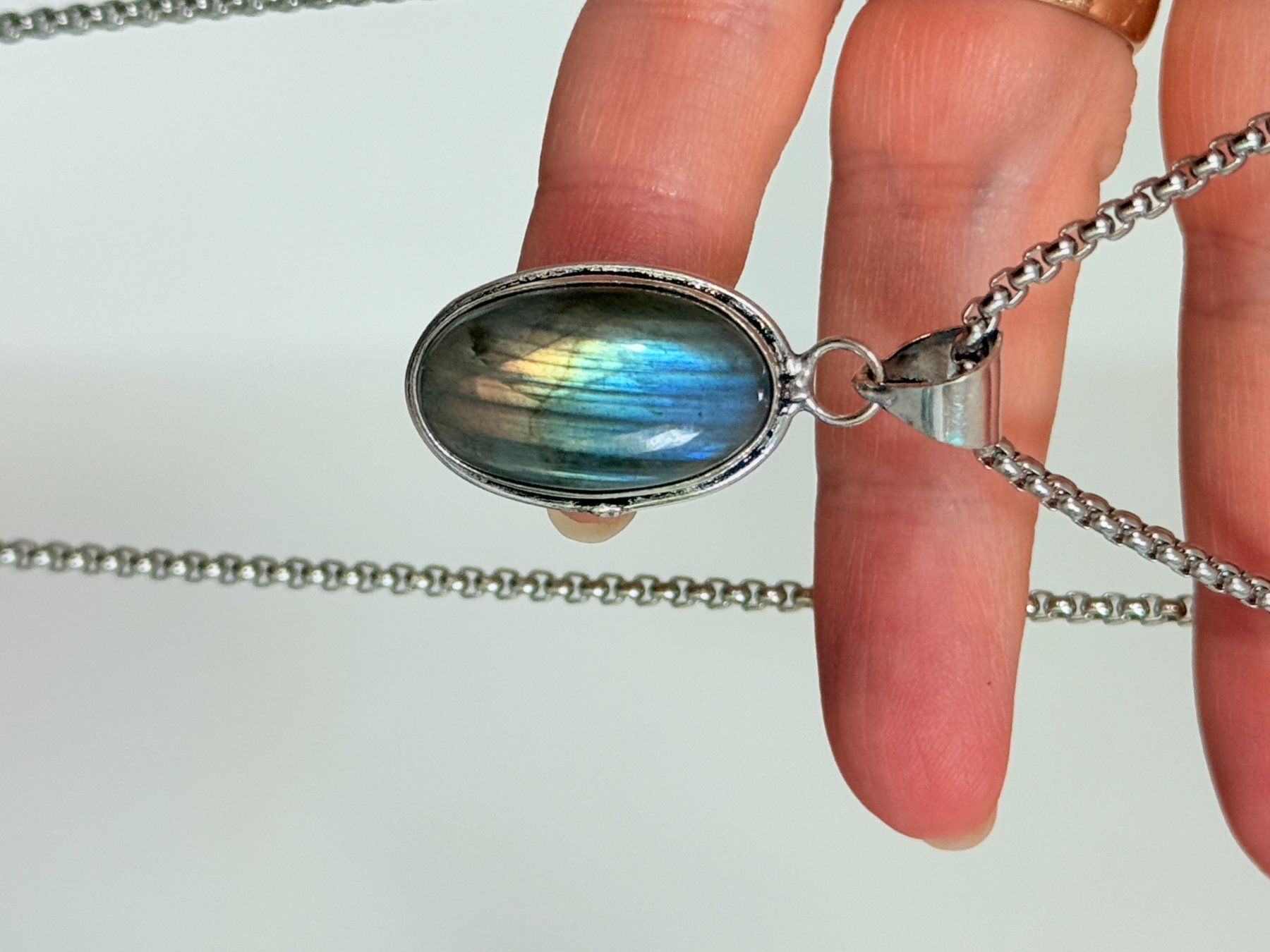 Colliers: Collier labradorite, élégant et tendance ✨ – Neuf avec emballage d'origine à Genève par AWWA 9