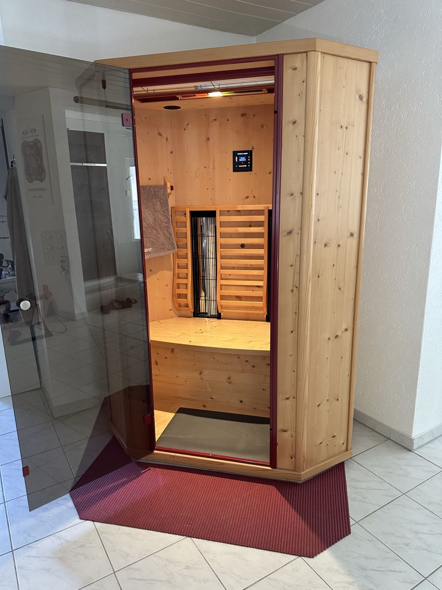 Saunas & Accessoires: infrarotkabine physio therm – D'occasion à Uttigen par edu_jn6l 1