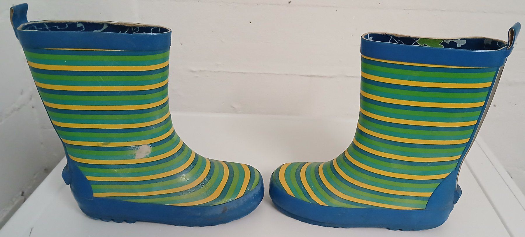 Scarpe per ragazzi: Gummistiefel gestreift Grösse 28 – Usato da Sissach venduto da mar_xc7r 3