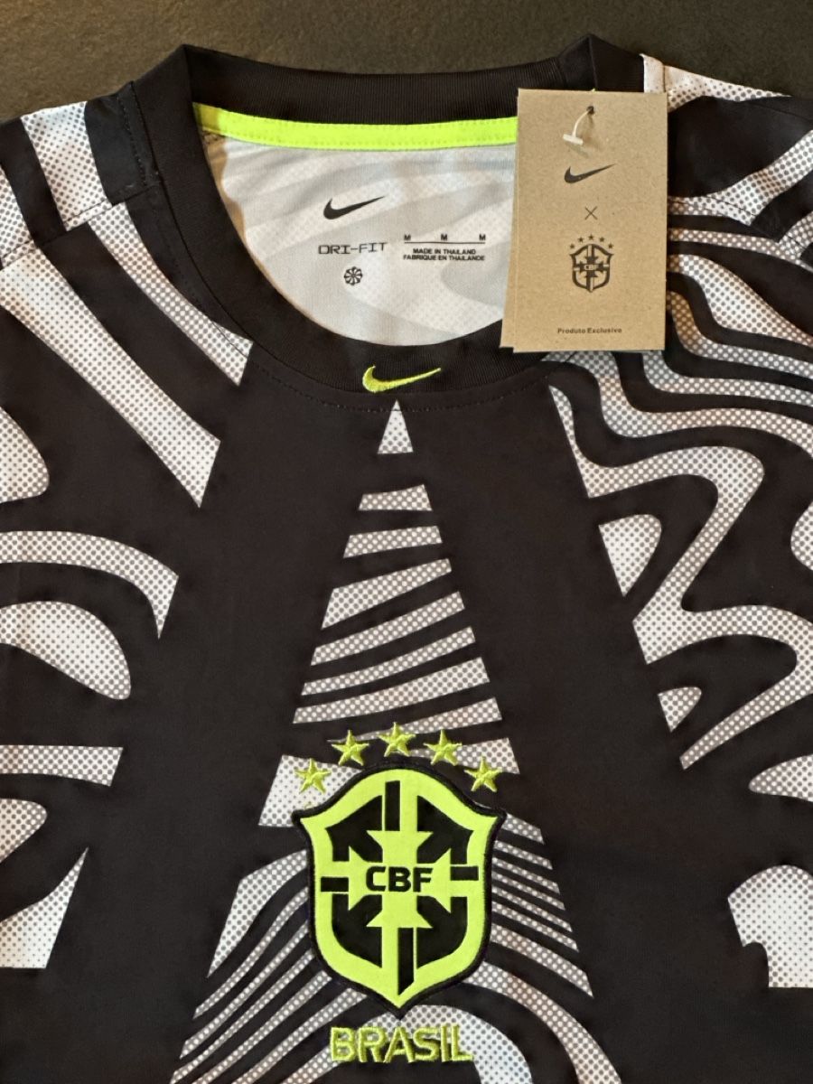 Nike Leibchen & Hosen: Brasilien Trikot – Neu und originalverpackt aus Zollikofen von Marvin_Hal 1