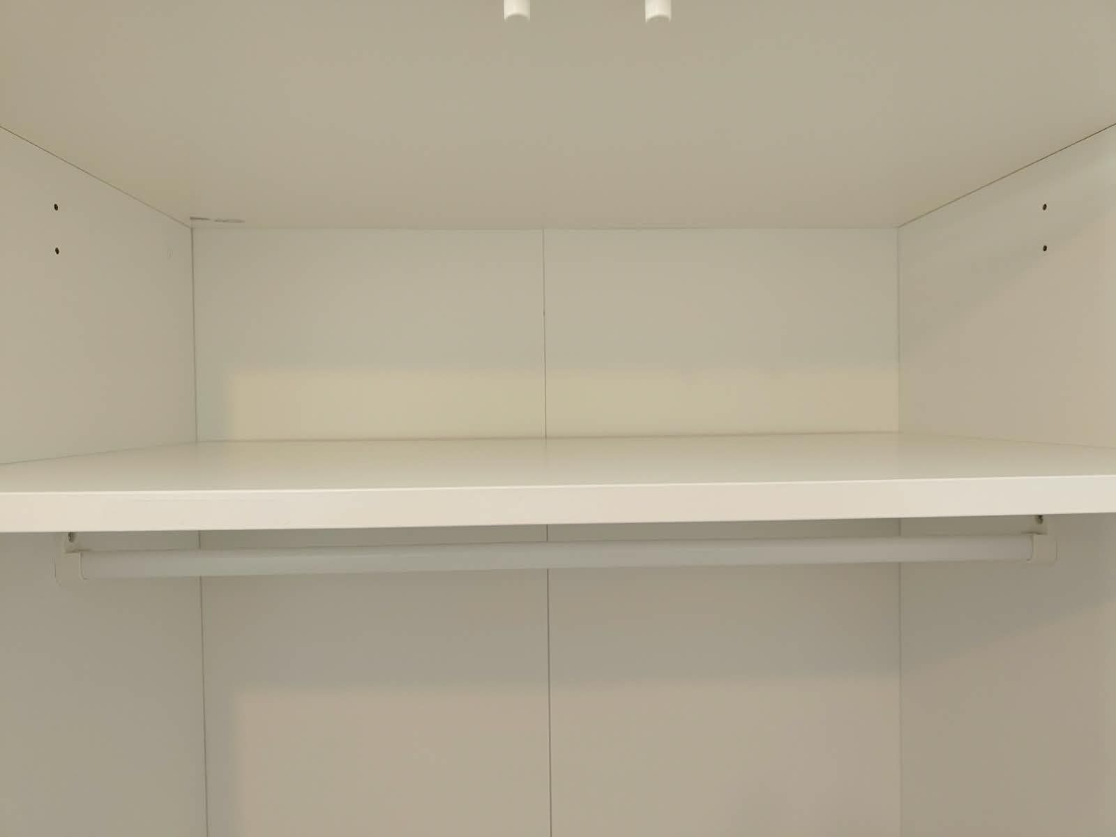 Ikea Porte manteau: IKEA BRIMNES Kleiderschrank – D'occasion à Zürich par cla_hz6t 3