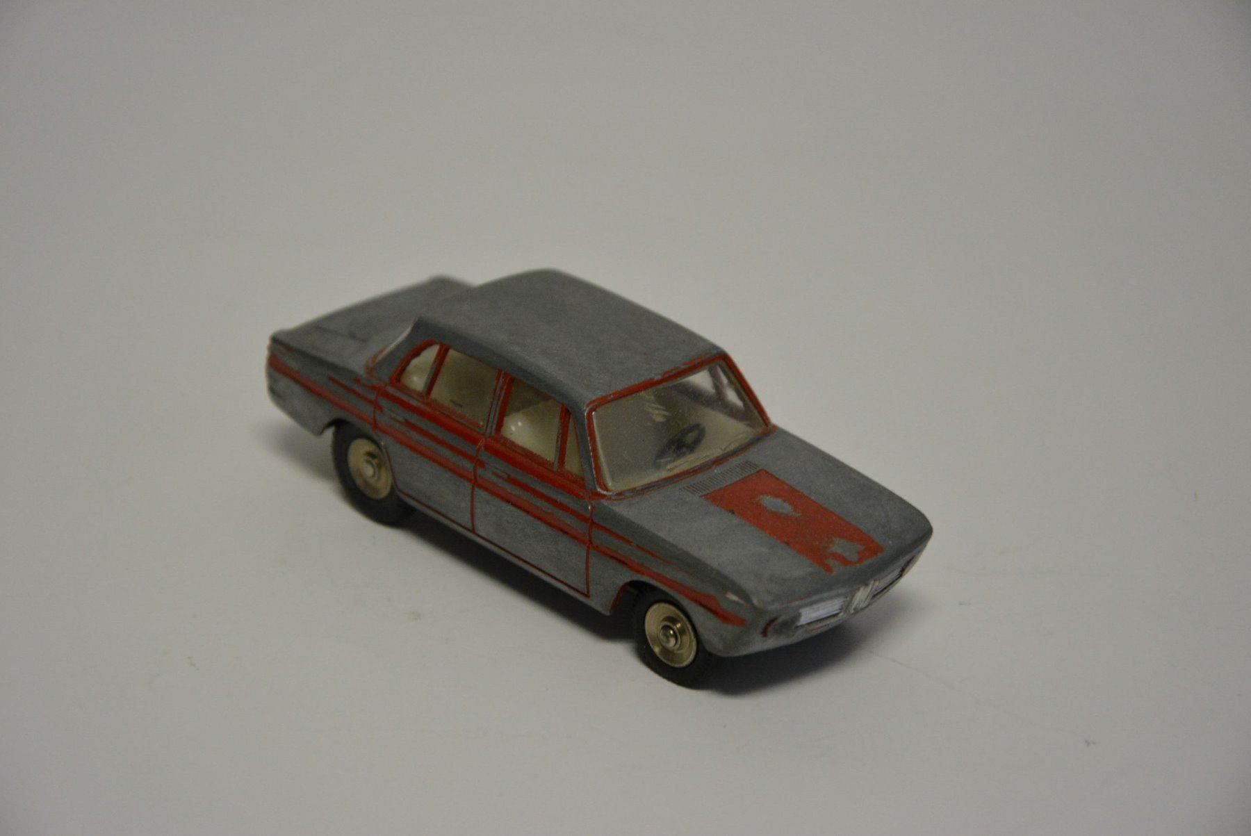Dinky Toys Modellautos: BMW 1500 , Dinky Toys , 1:43 – Gebraucht aus Goldach von Feivel9 3