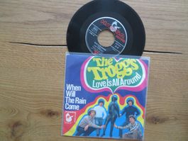 The Troggs - Love is all around Single 45