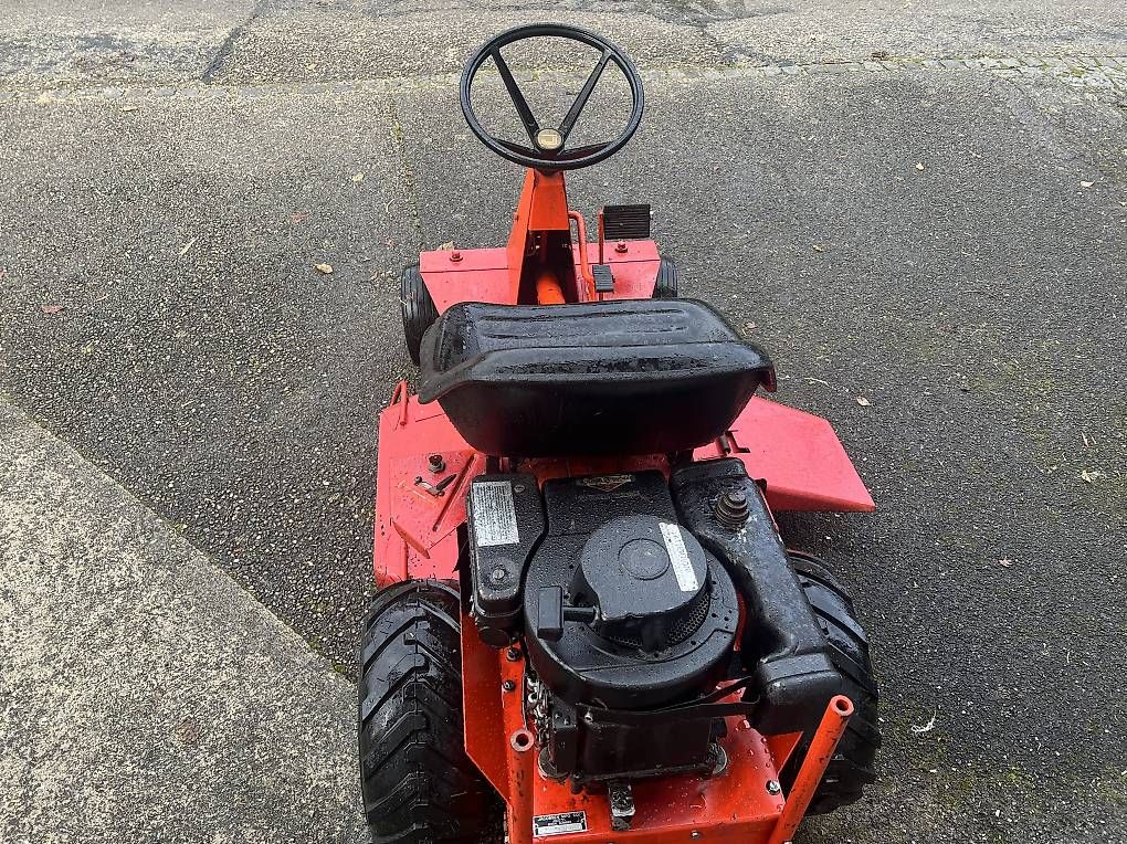 Rasenmäher: Tracteur tondeuse pour pente – Defekt aus Le Landeron von Mozzinours 3