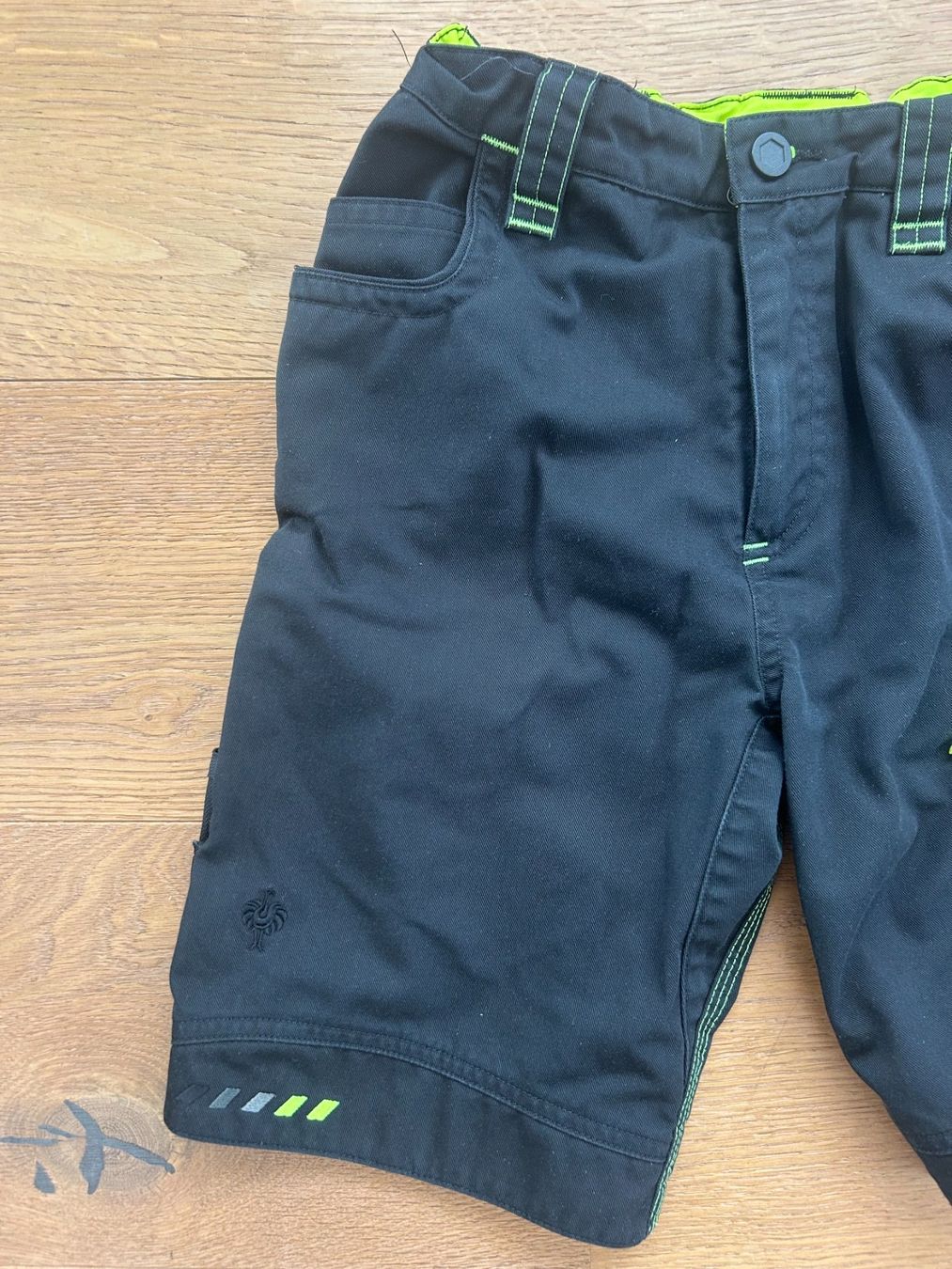 Engelbert Strauss Pantaloni: Kinderarbeitsshorts ENGELBERT STRAUSS schwarz 146/152 – Usato da Grub AR venduto da DukeStatham 2