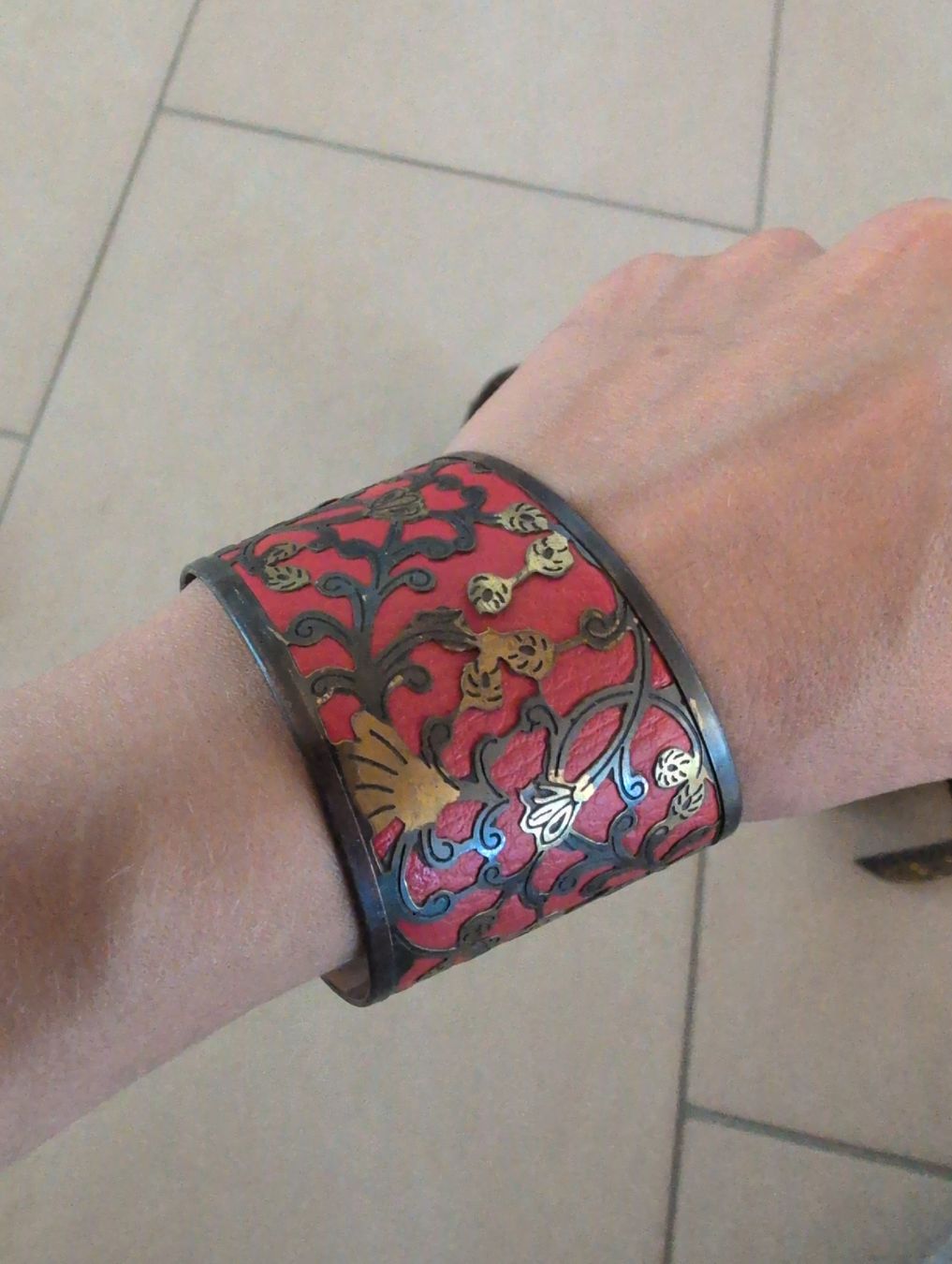 Bracciali & Braccialetti: Armbänder Set Globus bunt neuwertig   – Nuovo (secondo la descrizione) da Glattbrugg venduto da Rose198 4