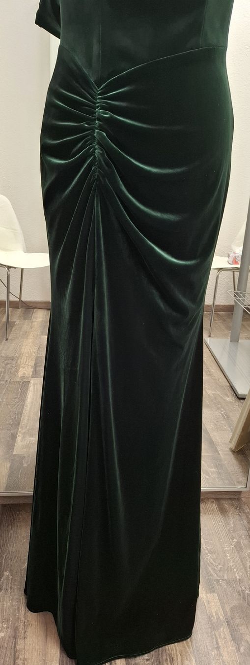 Robes: Green Kleid  – Neuf (Voir description) à Uster par VMT. 2
