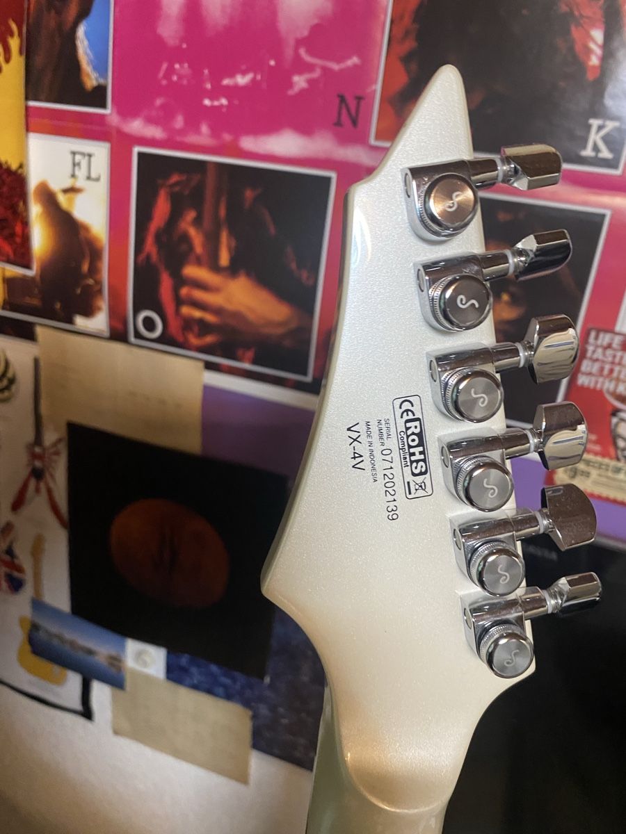 Cort Strumenti musicali: Rhoads style V by Cort – Usato da Fey venduto da Griffin_guitars 7