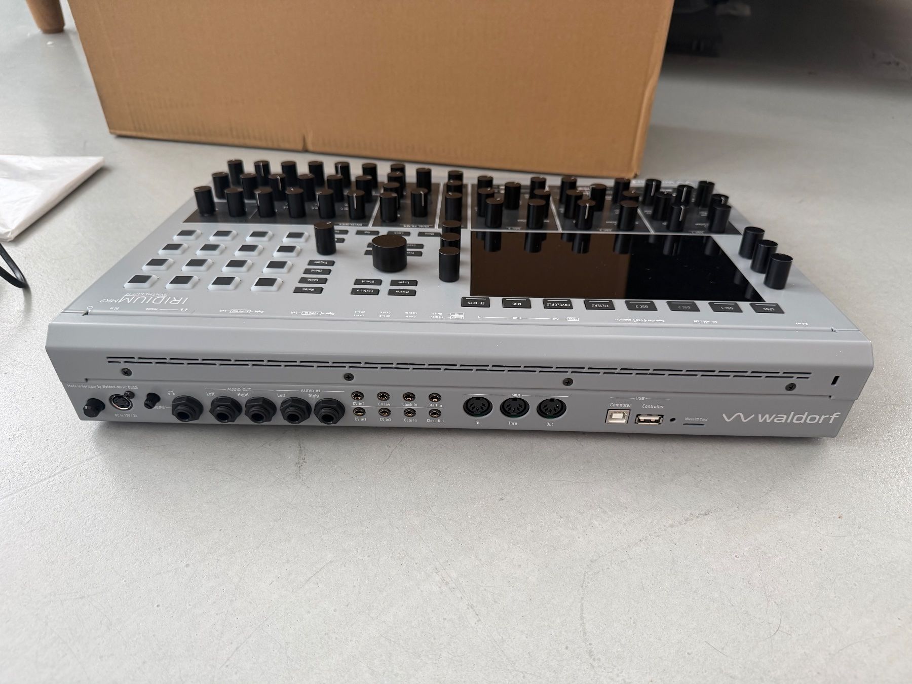 Waldorf Strumenti musicali: Waldorf Iridium Desktop MK2 Synthesizer – Usato da Neuhausen am Rheinfall venduto da stefxyz 5