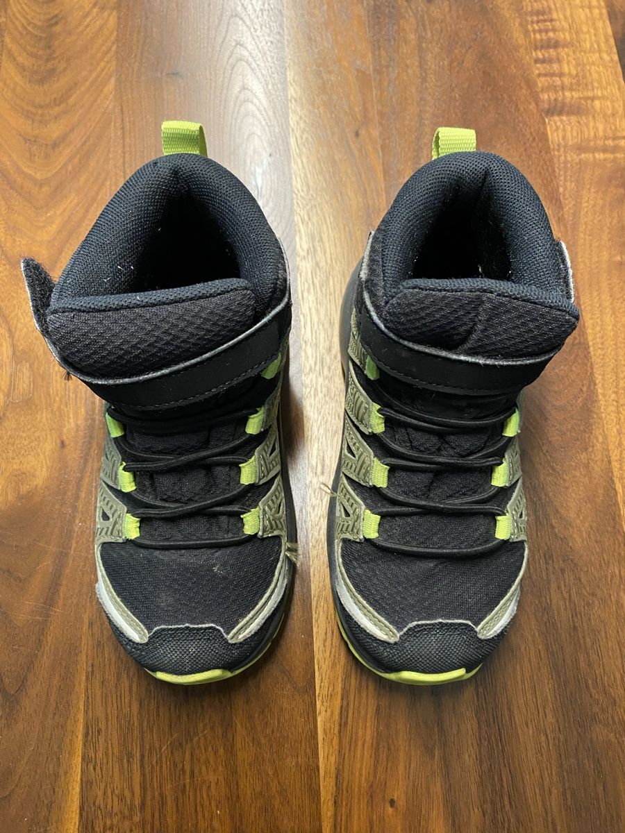 Salomon Scarpe per ragazzi: Kinder Wanderschuhe Salomon, Grösse 27, schwarz, – Usato da Baar venduto da tan_z8zm