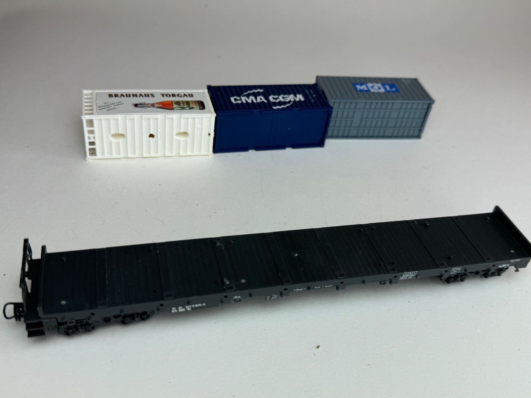 Liliput Modellini di ferrovie: Liliput Containerwagon GMA;MOL; Brauhaus Torgau – Usato da Elm venduto da Wikmtz 3