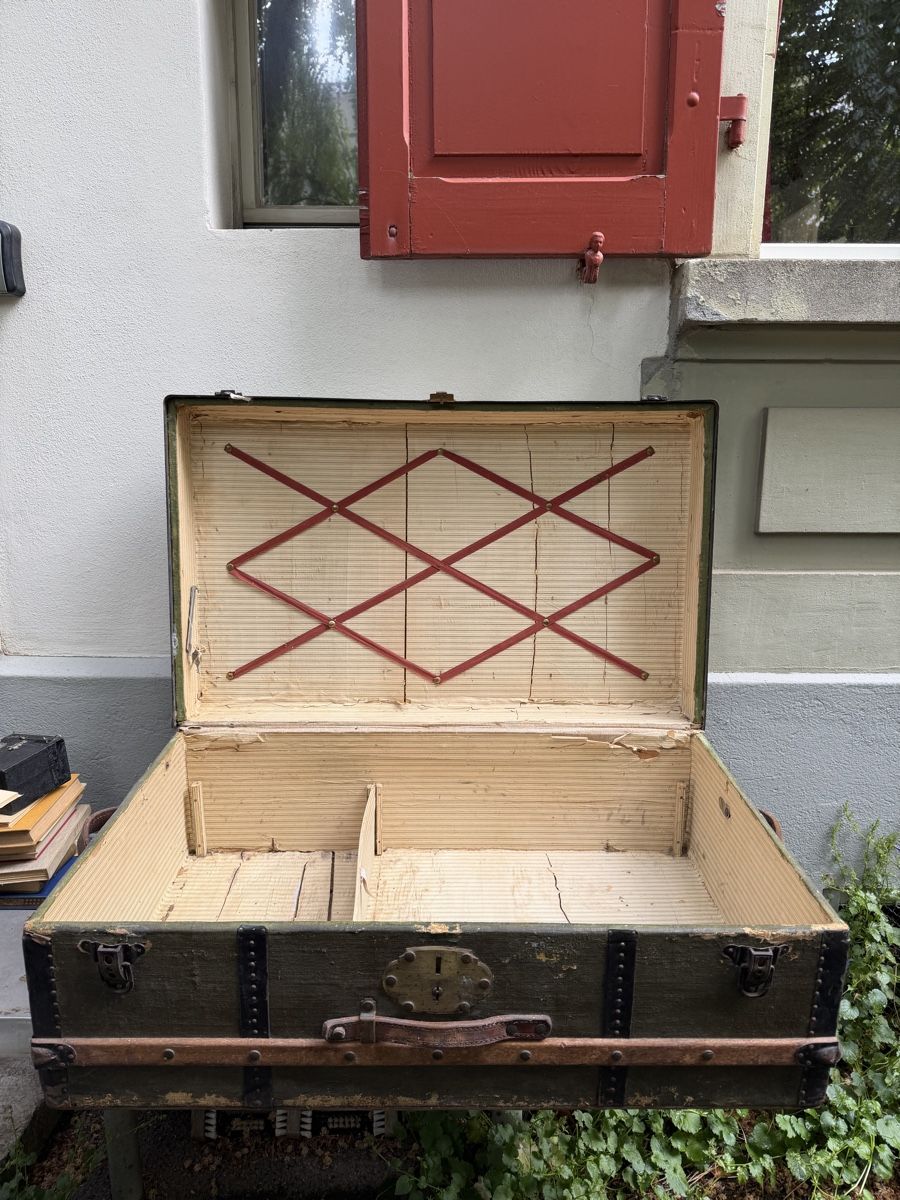 Valigie: Alter Überseekoffer – Usato da Bern venduto da Amylee1999 1
