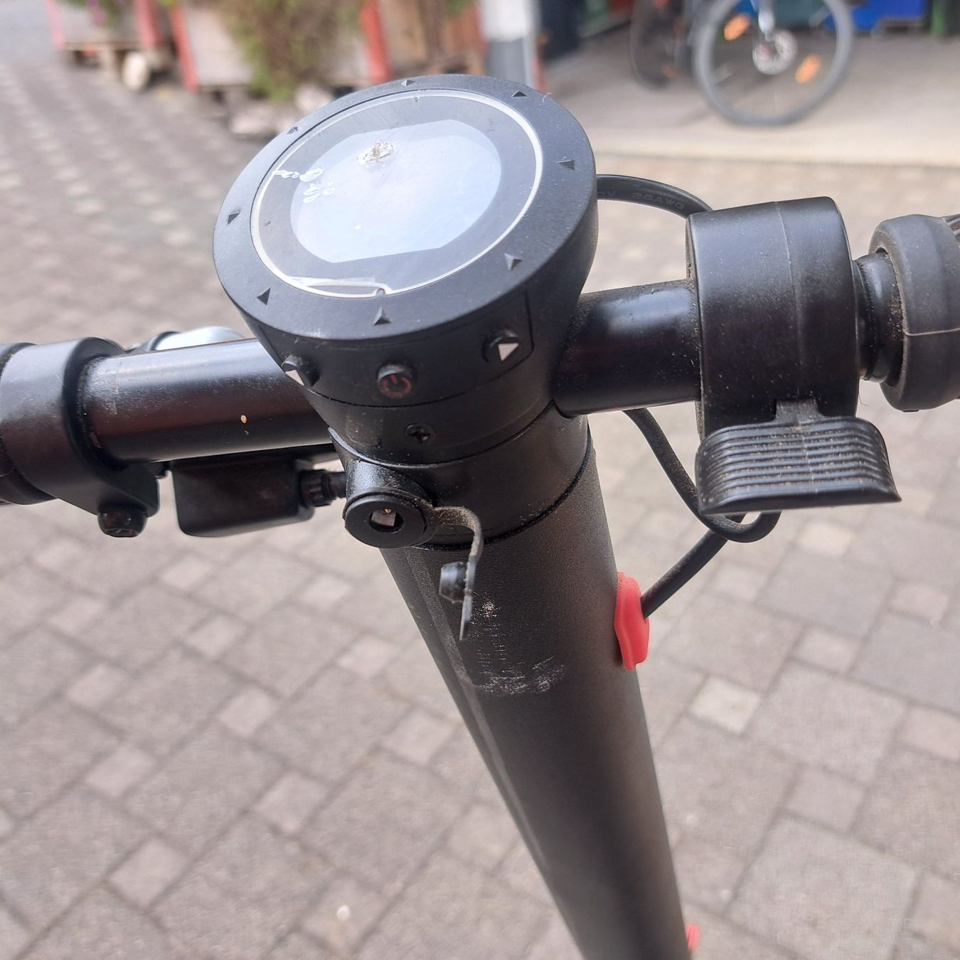 Kickboard: e-trotti – Difettoso da Benzenschwil venduto da 007tinu 8