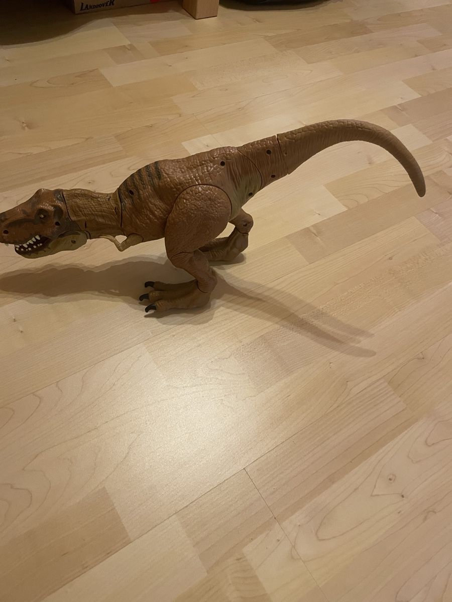 Spielzeuge: T-rex Jurrasic World – Gebraucht aus Ferpicloz von aeb_yq7t 1