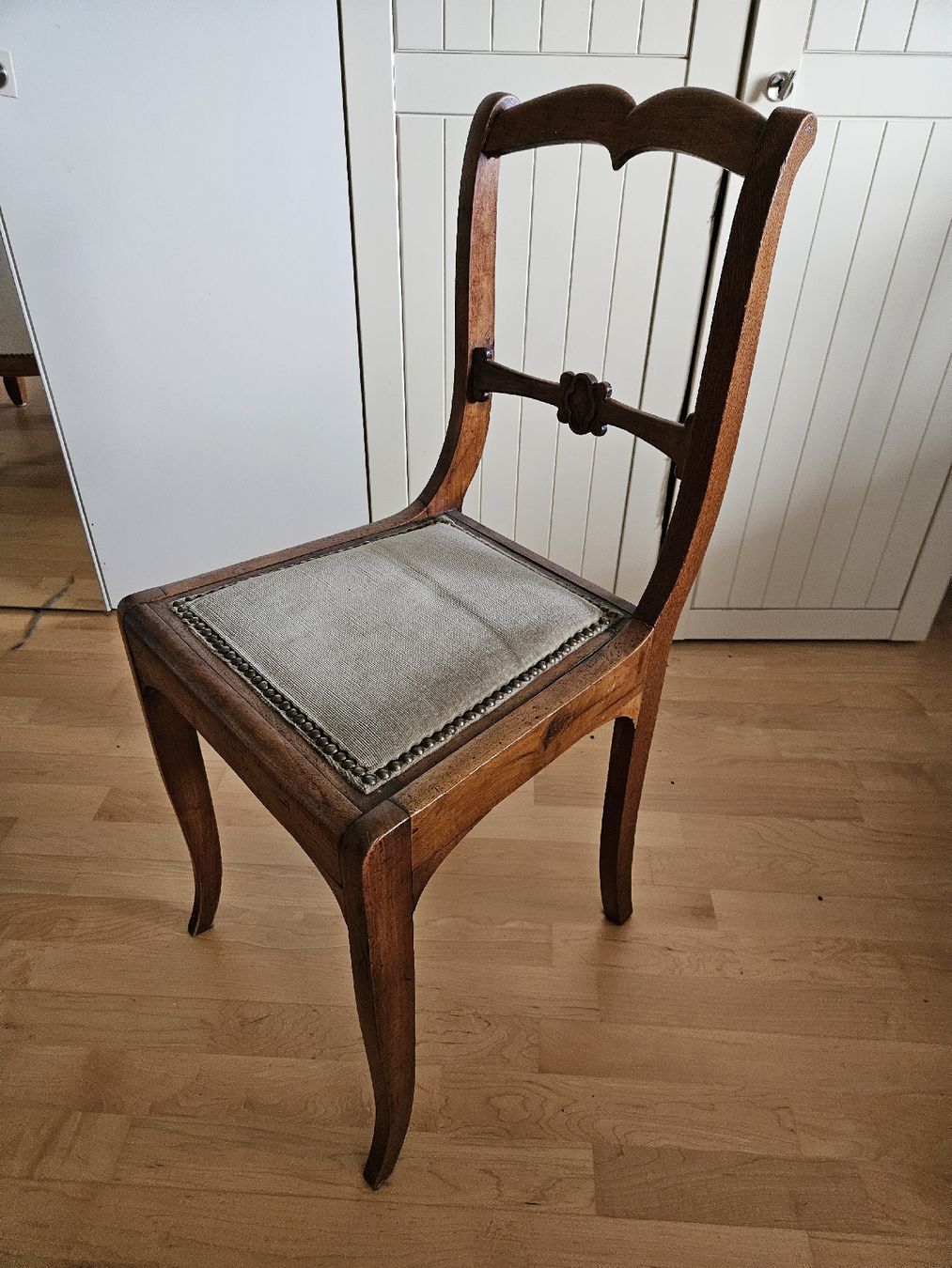 Sedie: Antiker Biedermeier Stuhl – Usato da Zürich venduto da Pazzenreich 1