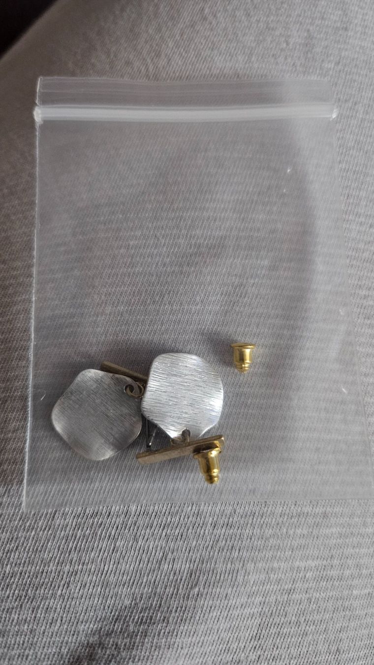 Boucles d'oreille: Orecchini argento-oro (bigiotteria) – Neuf avec emballage d'origine à Melano par H-Sara
