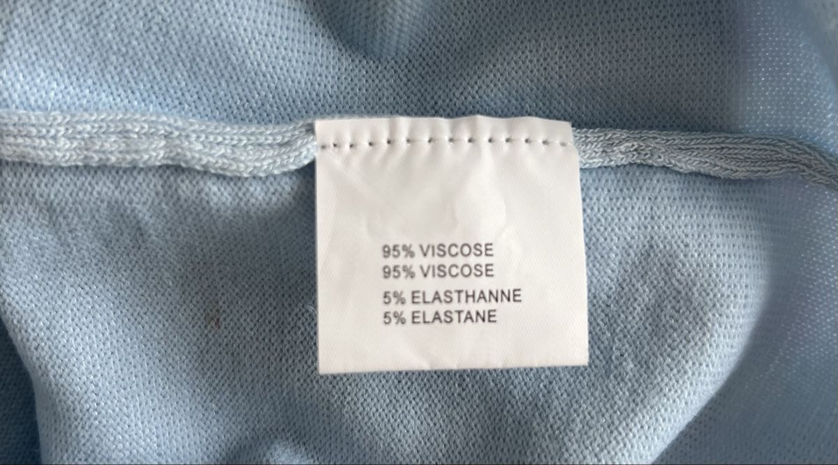 Pullover & Sweatshirts: Hellblaue Strickjacke mit Spitzeärmeln – Neu (gemäss Beschreibung) aus Uster von Family_Boutique 3