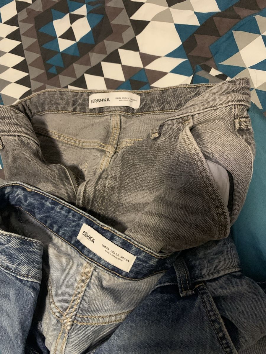 Bershka Pantaloni: 2 Paar Jeans 👖 – Nuovo (secondo la descrizione) da Bremgarten AG venduto da TechfiX 1