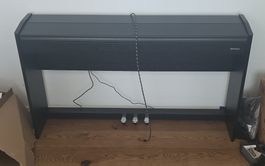 Digital Piano Roland F-701 schwarz guter Zustand
