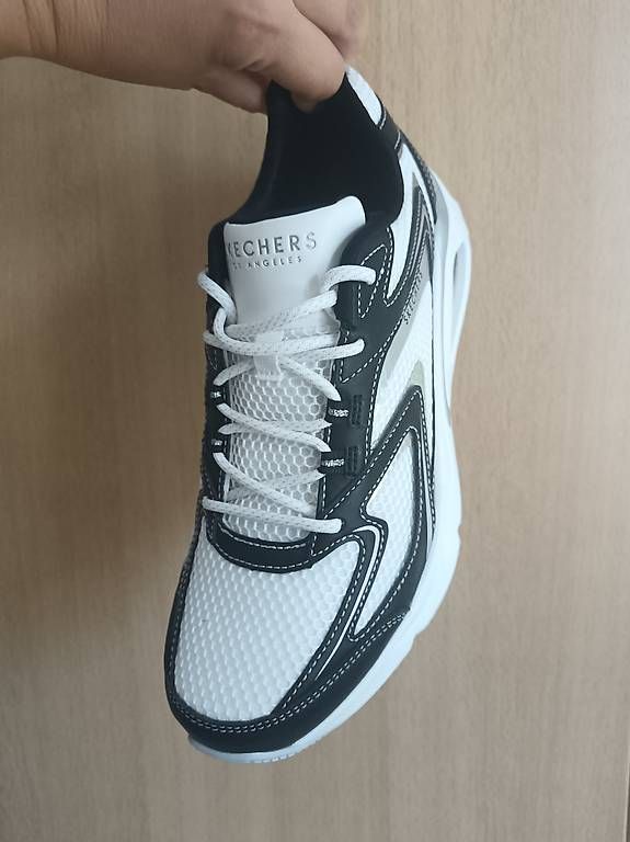 Damenschuhe: Skechers Sneakers size 39 – Gebraucht aus Glattbrugg von cam_wsk9 1