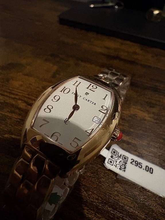 Orologi: Armbanduhr Damen – Nuovo e nell'imballaggio originale da Herzogenbuchsee venduto da Derso24 1