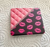 Neu: Kosmetikspiegel mit rosa Lippenmuster! Versand möglich