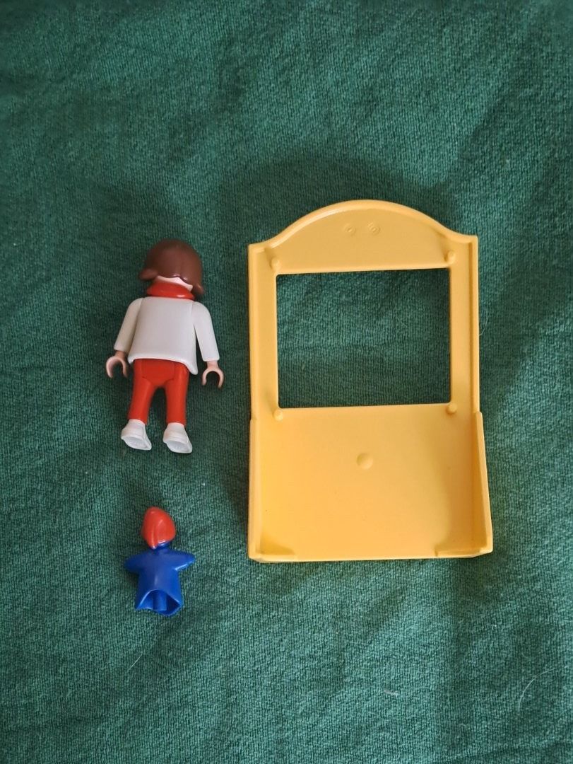 Statuette: Playmobil Mädchen mit Puppentheater – Usato da Breitenbach venduto da Lucky0518 1