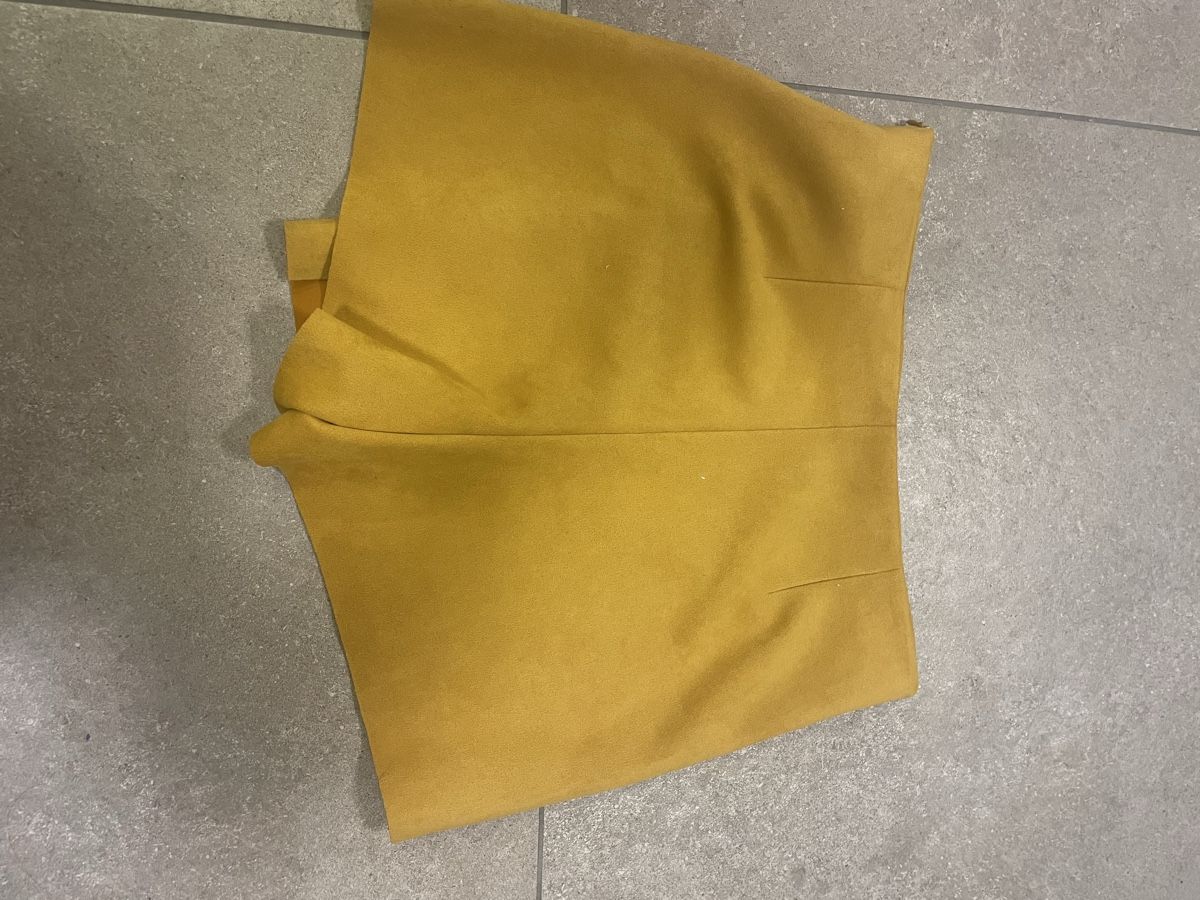 Zara Gonne: Gonna- pantalone Zara L – Usato da murten venduto da Ester09 2