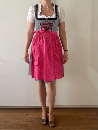 Dirndl Grösse 36