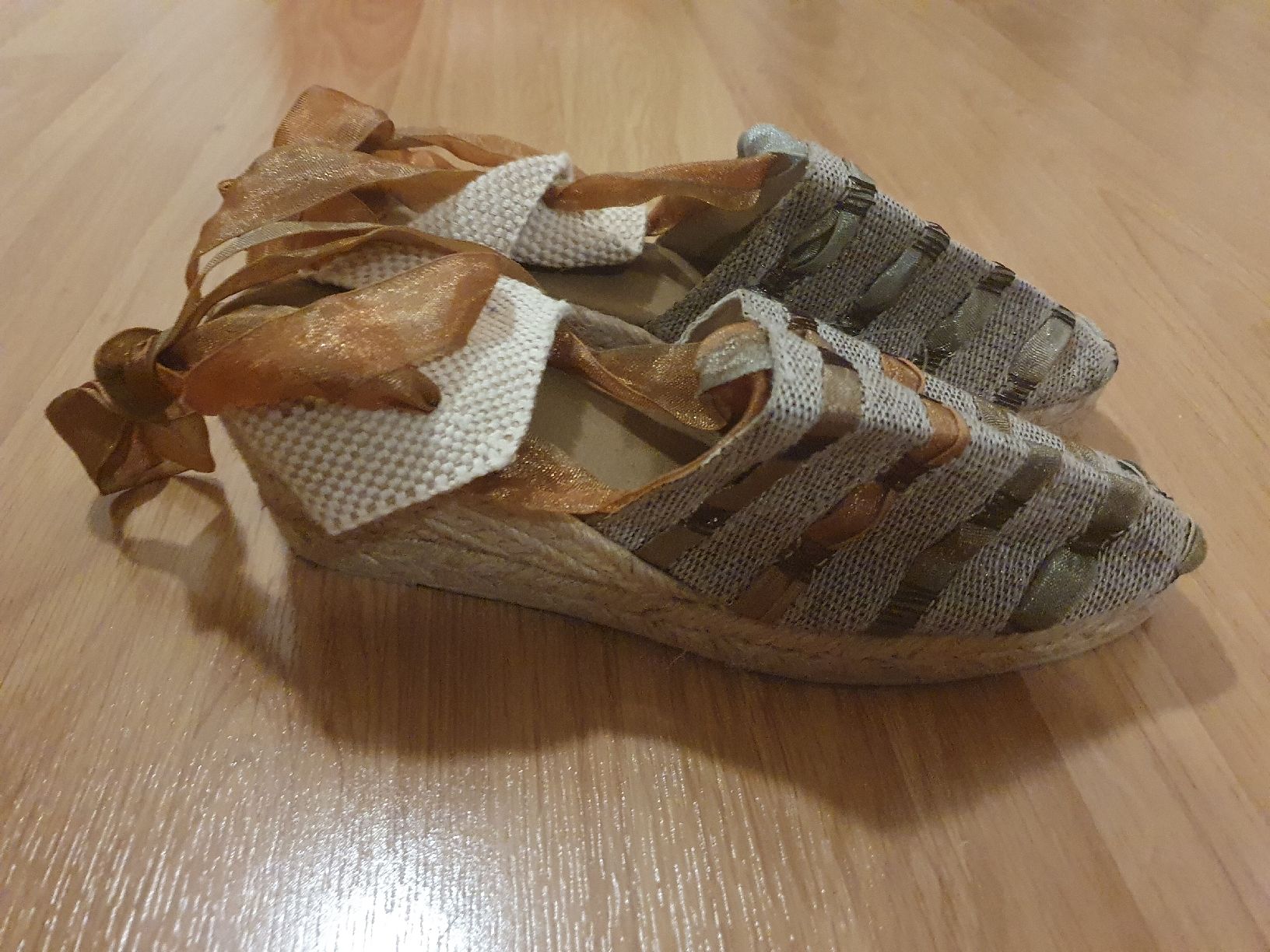Scarpe da donna: neue Sandalen – Nuovo e nell'imballaggio originale da St. Gallen venduto da 1811123 1