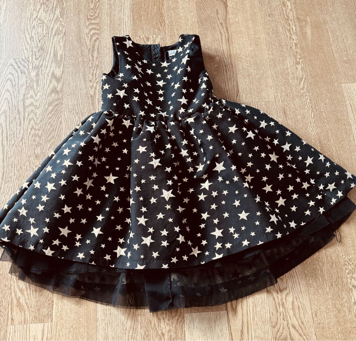 Vestiti & Gonne: Hübsches Mädchen Kleid - Gr. 110 – Usato da Hünenberg venduto da Robe0