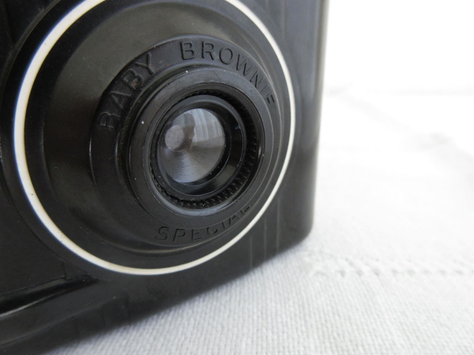 Kodak Fotocamera: Kodak Baby Brownie Special – Usato da Binningen venduto da mondoantico 1