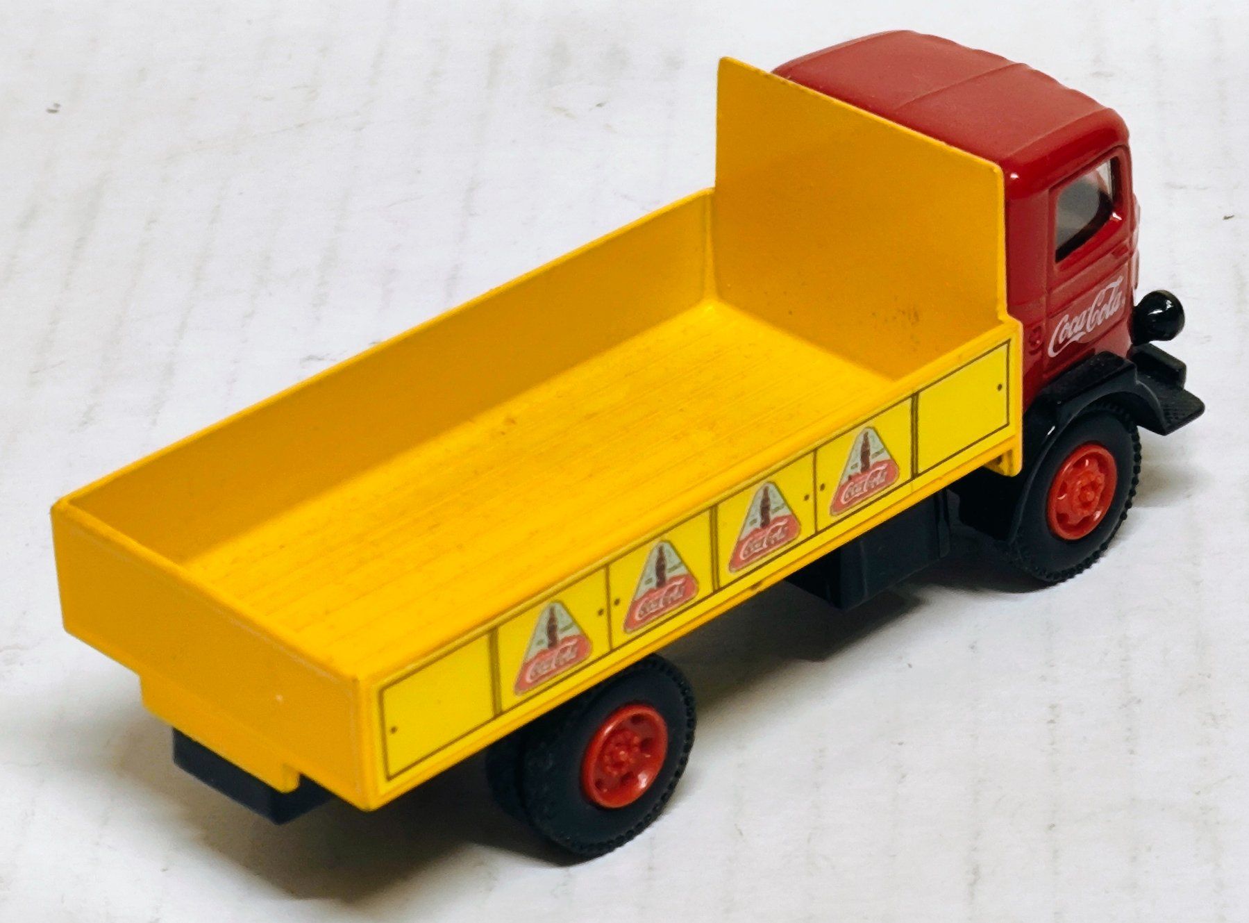 Coca-Cola Modellini d'auto: Coca-Cola Truck  (ohne Verdeck) – Usato da Pfäffikon ZH venduto da Colacity 2