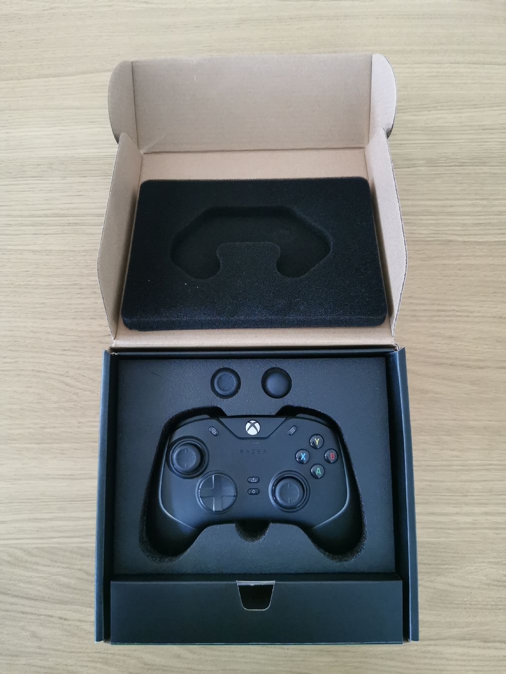 Razer Controller: Wolverine V2 Chroma – Neu (gemäss Beschreibung) aus seigneux von Boyo12 3