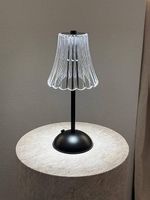 Wiederaufladbare LED-Tischlampe 30cm, Schwarz