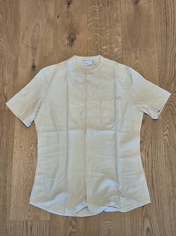 Hemden: Asos Hemd beige Grösse L – Gebraucht aus Embrach von pet_vm5r