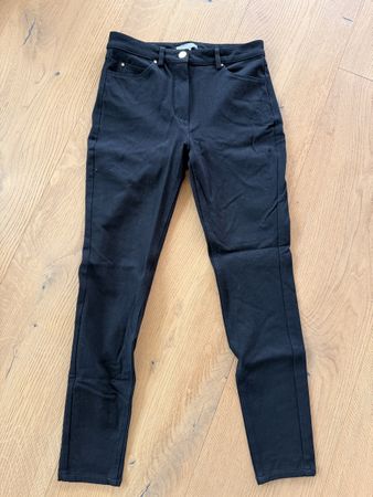 H&M Hose Skinny Jeggings m. goldenem Knopf Gr.36