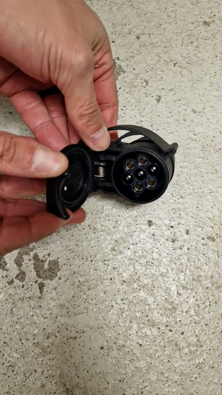 Laufwerke & Adapter: Anhängerstecker, Kurzadapter 12V – Gebraucht aus Nebikon von Japostyle 3