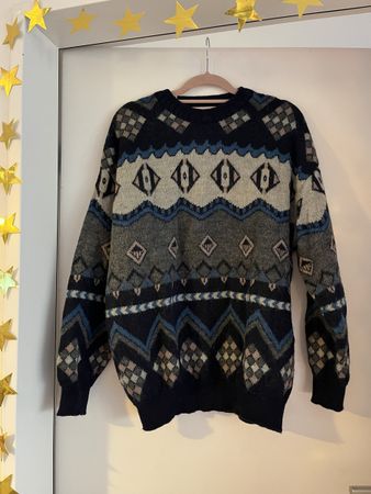 Vintage pullover