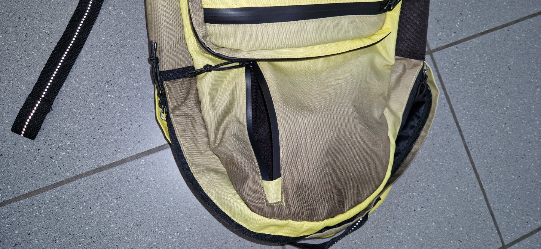 Zaini: Converse Tagesrucksack - gelb/grau/schwarz – Nuovo (secondo la descrizione) da Kollbrunn venduto da Bobibau 6