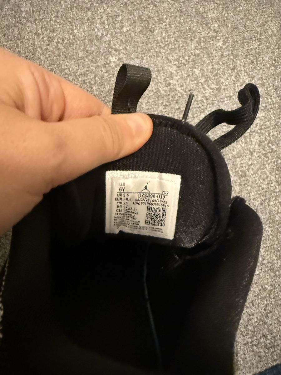 Nike Scarpe per ragazzi: Nike Schuhe, Grösse 38.5 – Usato da Zuerich venduto da mjaudm 2