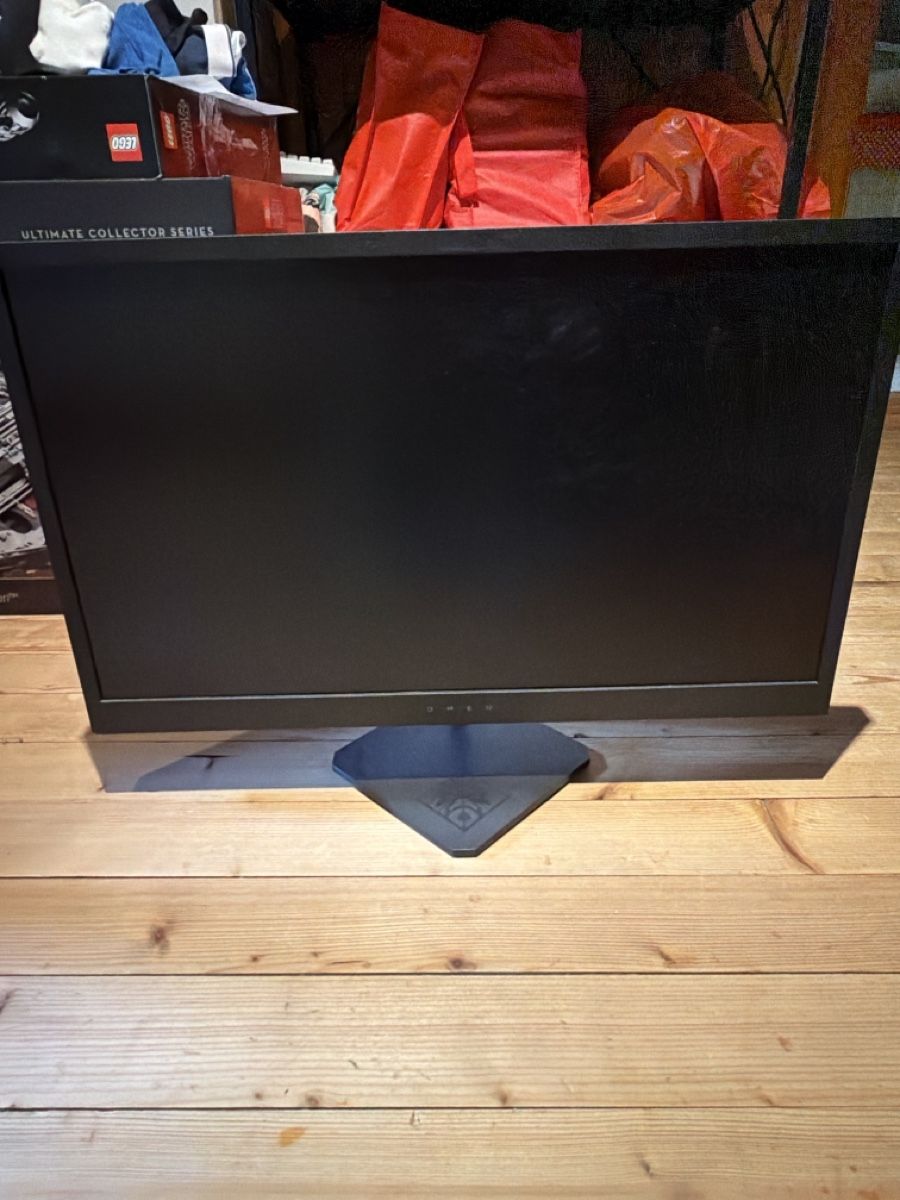 Monitor: Monitor – Usato da Silenen venduto da lev_w5hp