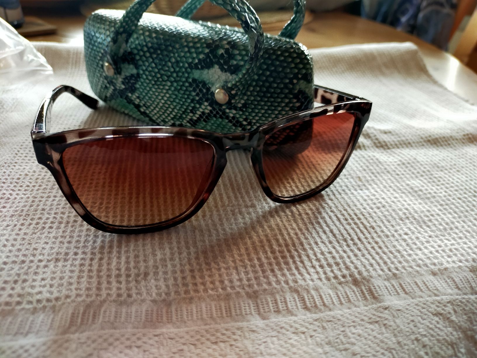 Occhiali & Lenti: Sonnenbrille Schildpattoptik NEU – Nuovo e nell'imballaggio originale da Oberhofen TG venduto da tryxta 3