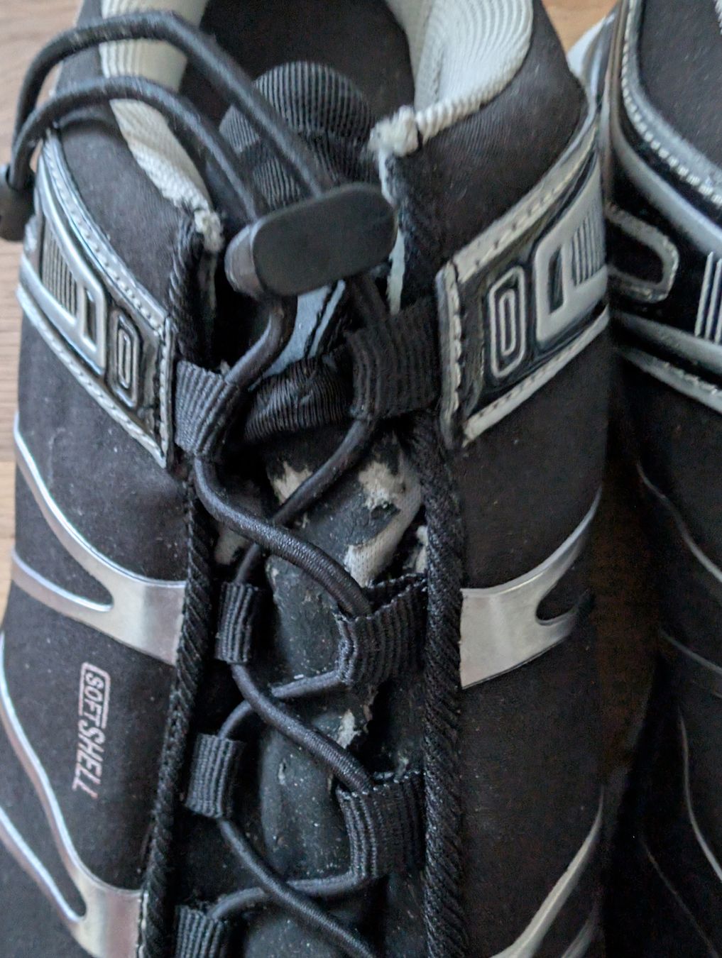 Chaussures hommes: Turnschuhe gr 43 NEU  – Neuf (Voir description) à Bern par berneroberlaenderin 1
