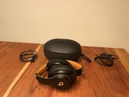 Beats Studio3 Headphones Black with Case and Cables
