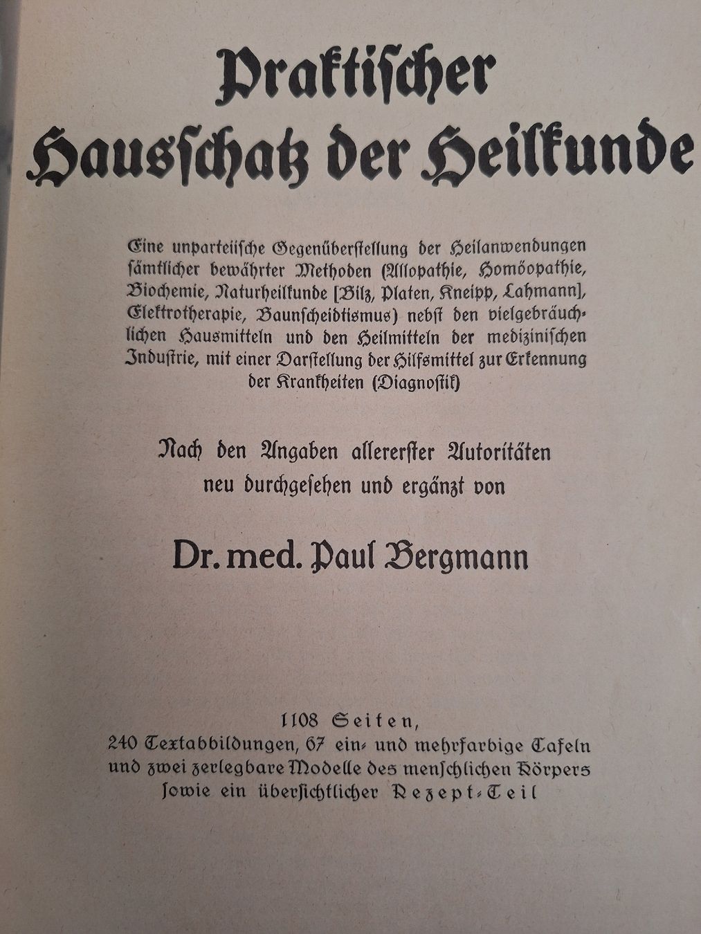 Livres: Krankenpflege Buch antik – D'occasion à Anwil par sar_s77s 2