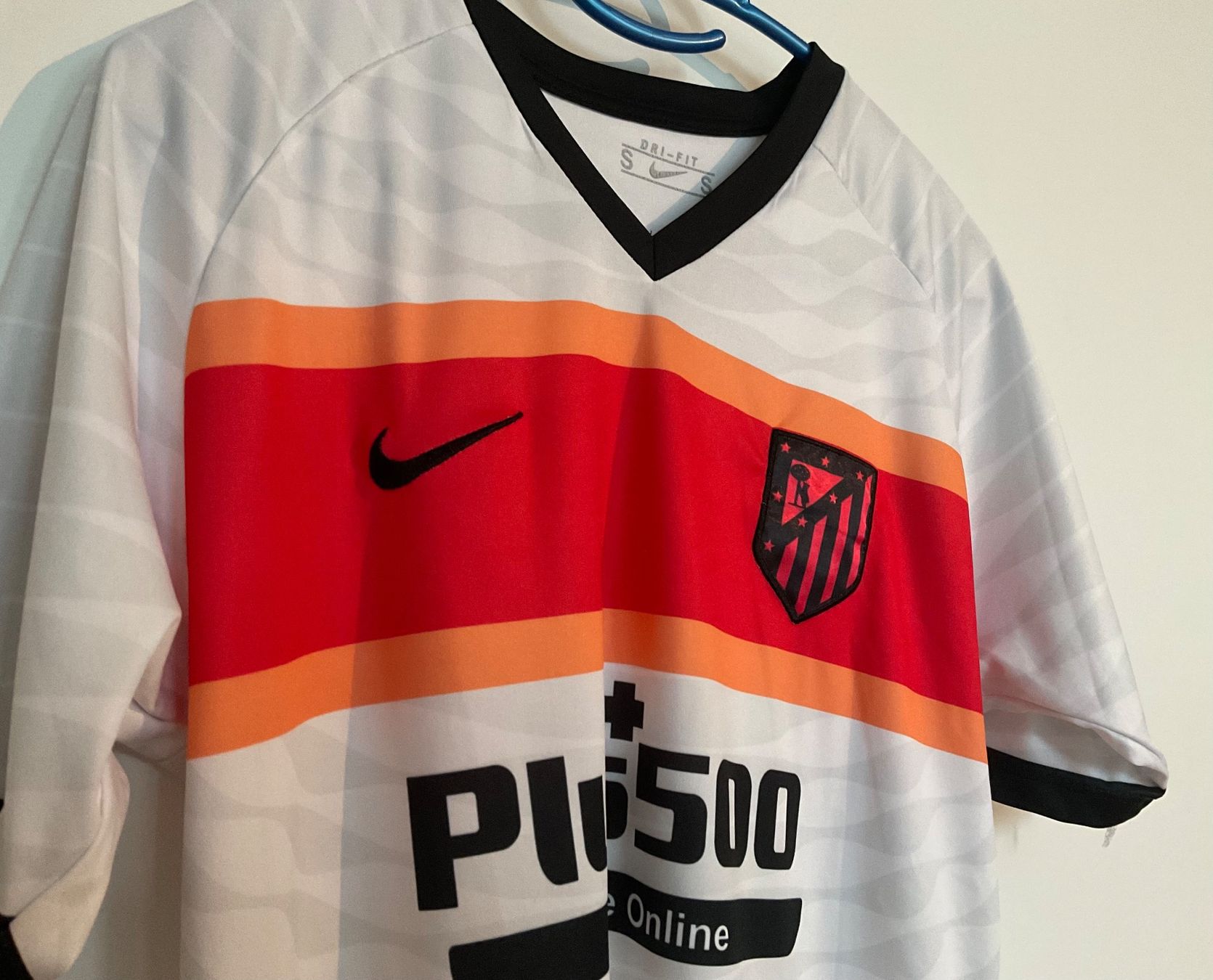 Canottiere & Pantaloni: Atletico Madrid Trikot – Usato da Zuerich venduto da kinisi01 1