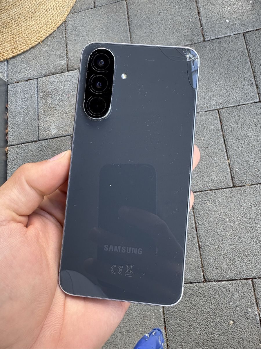 Samsung Telefoni cellulari / Smartphones: Samsung A56, 128GB, Grau – Usato da Hochdorf venduto da lune25 2