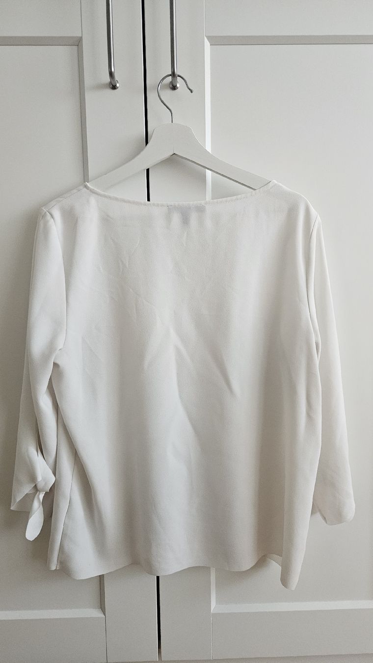 Esprit Blusen: Weisse Bluse Esprit – Gebraucht aus Wetzikon ZH von ELIVNE 1